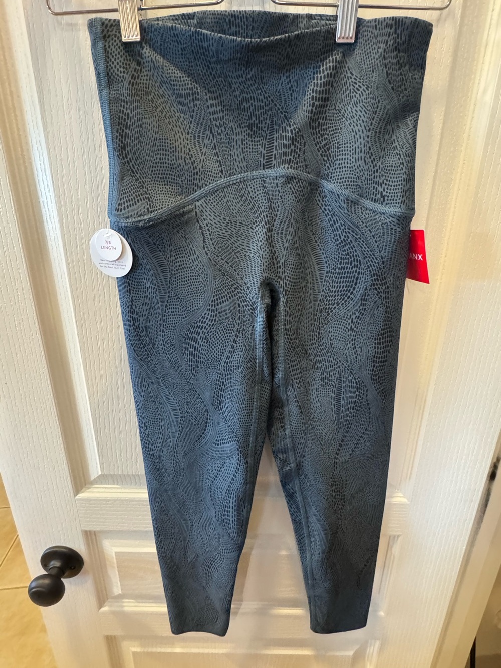 SPANX Booty Boost 7/8 Leggings Sz Small NWT Blue Mosaic